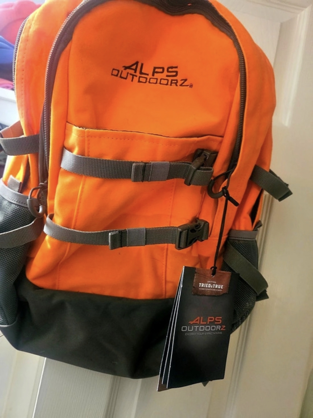 ALPS OutdoorZ Crossbuck Hunting Day Pack Orange & Black NWT